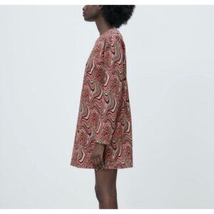 Zara Jaguar Dress Beautiful colors and design Size Medium Abstract